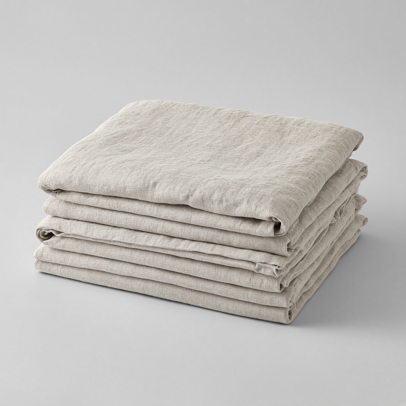 Pale linen duvet, the product being considered